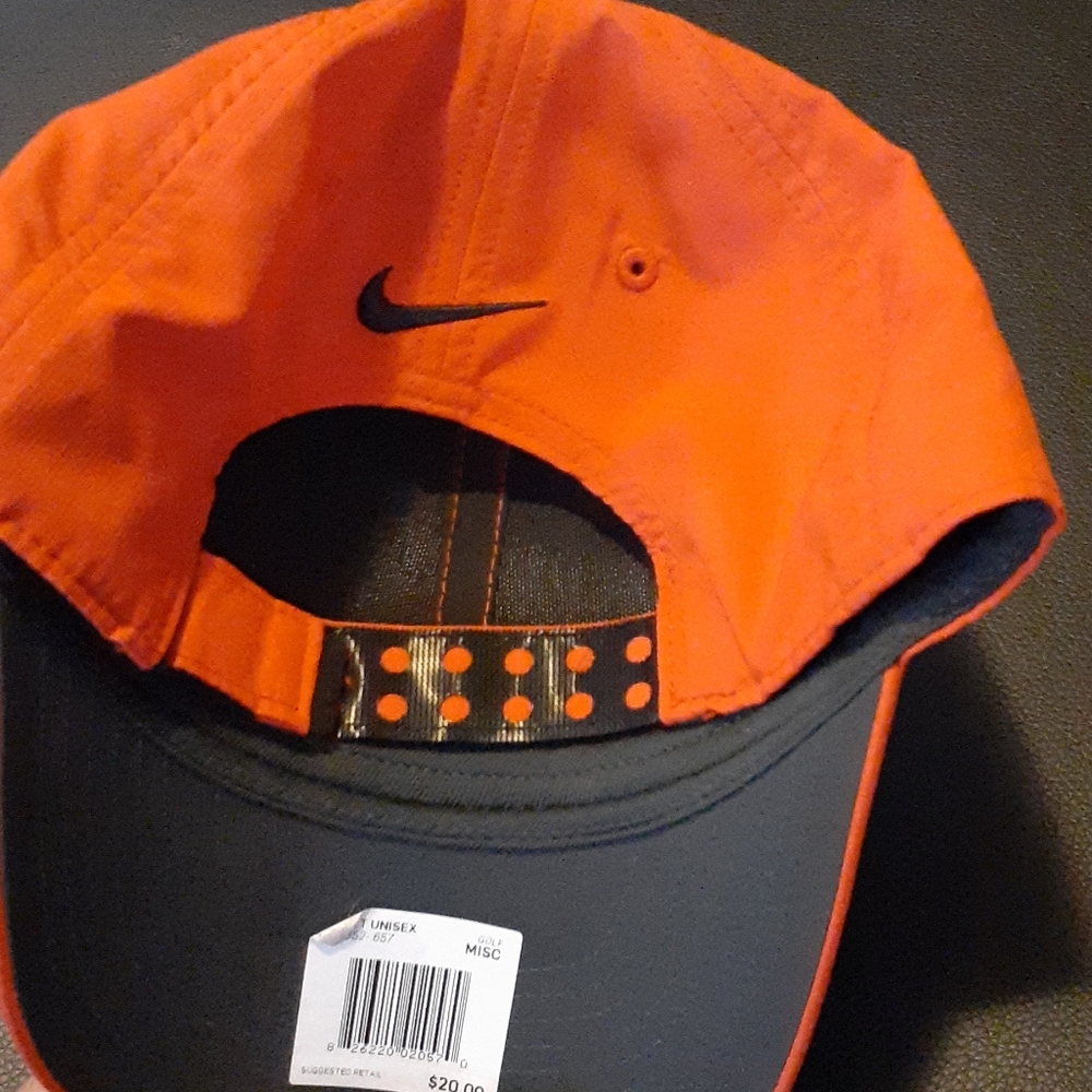 Hat - Picture 2 of 3